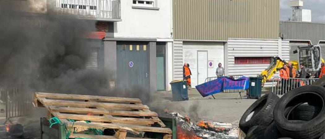 Le dépôt pétrolier de Lorient bloqué